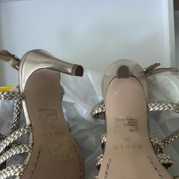 BRAND NEW! BEAUTIFUL! Boden Woven Multistrap Heeled Sandal Leather - Picture 7 of 10